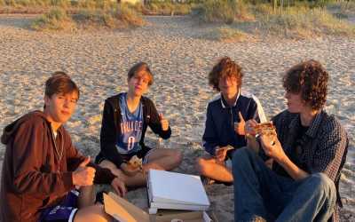 Obóz młodzieżowy, Ustka - obóz "Happy Summer" OW Włókniarz, 10 dni 14-18 lat